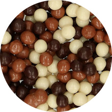 Cargar imagen en el visor de la galería, Wafer Balls Tricolore al Cioccolato (1 KG) - GoodShop
